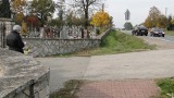Organizacja ruchu wokół cmentarzy w Przysusze i powiecie. Policja prosi o rozwagę