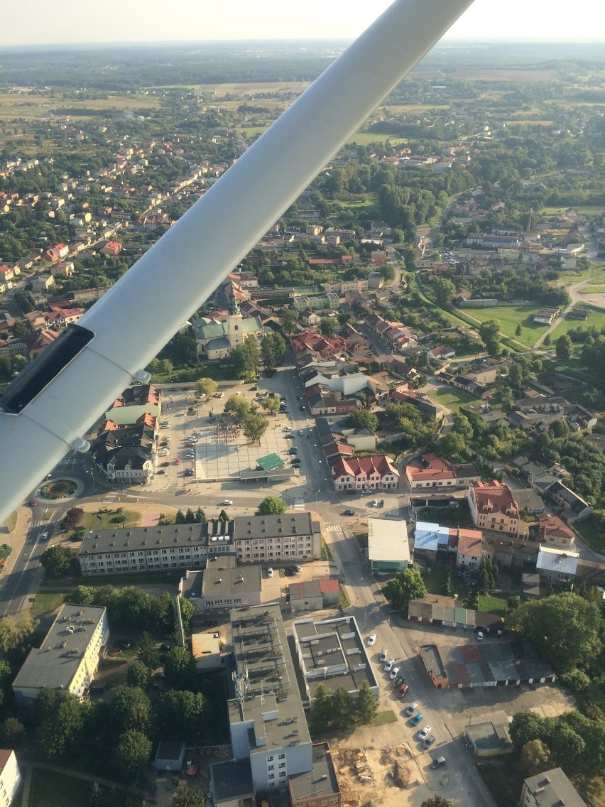 Kłobuck z lotu ptaka! Pilot samolotu przeleciał nad...