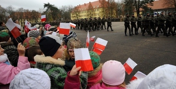 Uroczystości obserwowali uczniowie SP 69 ze Szczecina oraz SP z Zespołu Szkół w Przecławiu.