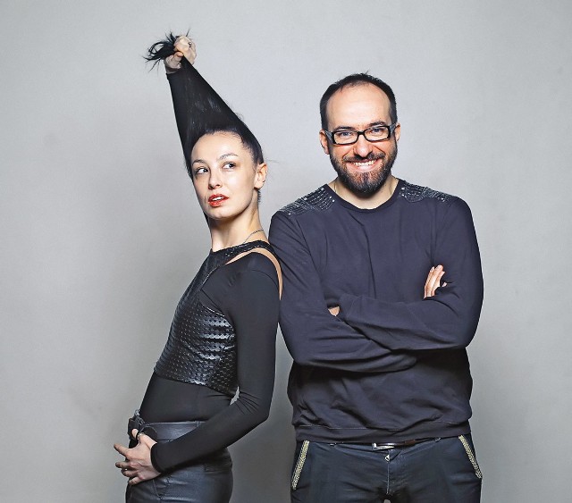 Twórcami spektaklu są Wiktor Rubin i Jolanta Janiczak.