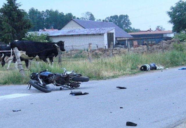 Do wypadku doszło w piątek około godziny 19.15 na drodze gminnej w miejscowości Bęćkowo.