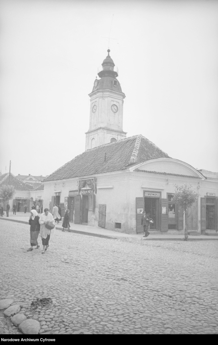 Centrum Białegostoku

rok/lata:
1936