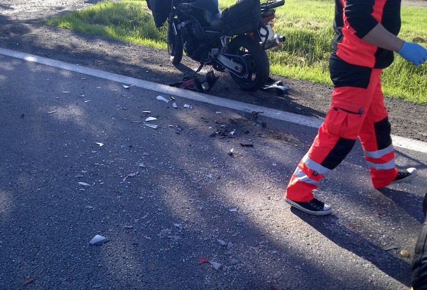 Wypadek w Kobierzycach. Motocyklista ranny w wypadku (ZDJĘCIA)