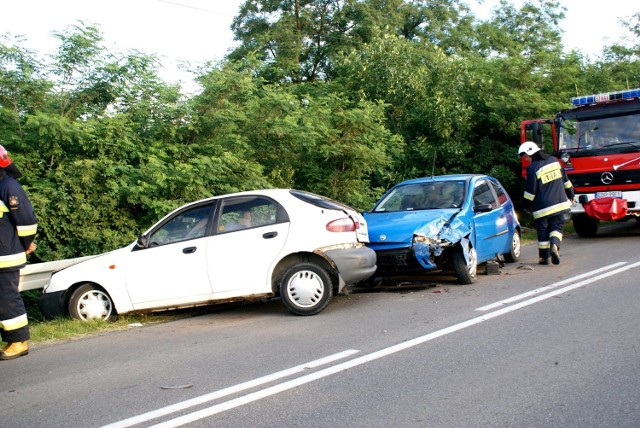 Wypadek w Brzezinach. Sześć osób poszkodowanych