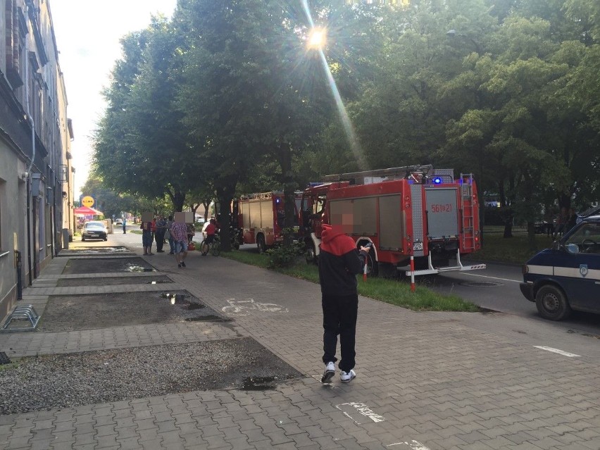 Czytelnik informuje: Pożar w mieszkaniu przy Opawskiej w Raciborzu