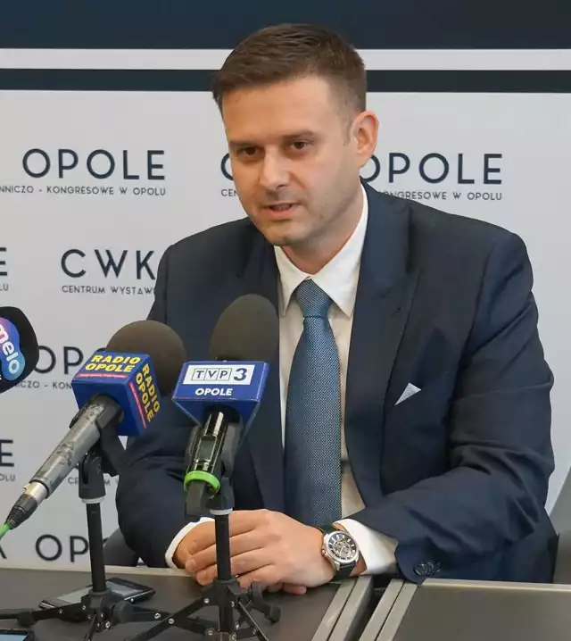 - Uważam, że załoga CWK to grupa ludzi, która jak najbardziej nadaje się do tego, co robi - ocenia Patryk Stasiak, nowy dyrektor centrum.