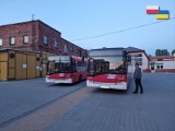 Autobusy z Miejskiego Przedsiębiorstwa Komunikacyjnego w Inowrocławiu dla walczącej Ukrainy. Zdjęcia