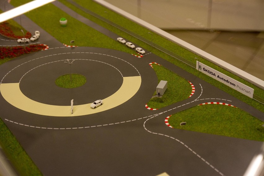 Rozwinięciem centrum edukacyjnego AutoLab, będzie Autodrom,...