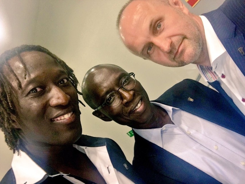 Od lewej Ibrahima Iyane Thiam, ambasador Amadou Dabo i Peter...
