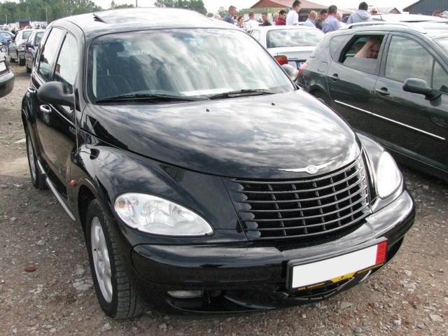 Chrysler PT cruiser, rok produkcji 2002, cena 12 800 zł.