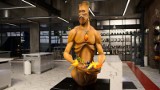 Nie uwierzysz, z czego są te rzeźby. Amaury Guichon i jego realistyczne arcydzieła. Wielki mistrz Akademii Czekolady Netflixa