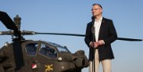 Prezydent Andrzej Duda odwiedził Fort Stewart. Obserwował Apache dla Polski w działaniu
