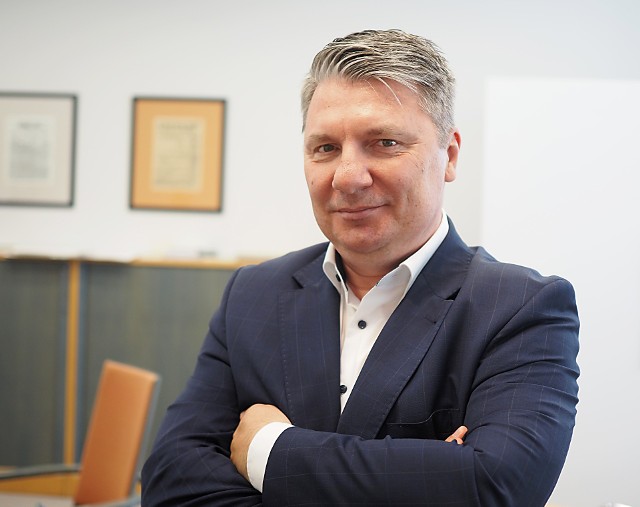 Piotr Kopek jest nowym prezesem Wojewódzkiego Funduszu Ochrony Środowiska i Gospodarki Wodnej w Łodzi, powołanym na to stanowisko w marcu 2024 roku.