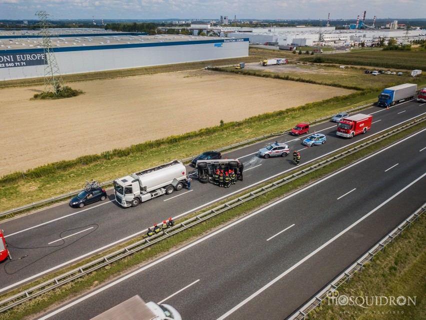 Na A4 w kierunku Wrocławia, przed bramkami przewróciła się...