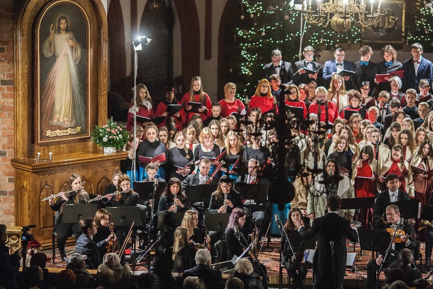 Sobotni koncert charytatywny w Kościele Mariackim w Słupsku...