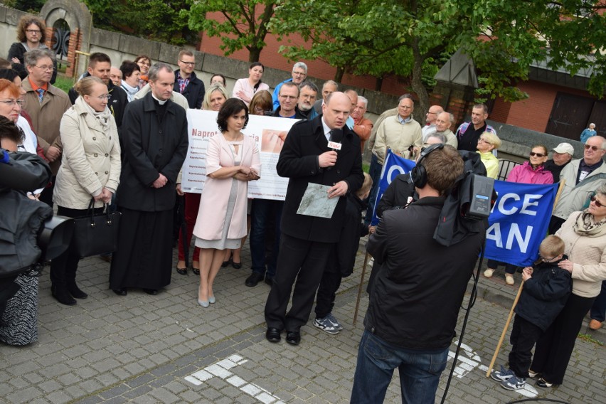 Na placu nie uaktywnili się szeregowi członkowie ruchów Pro...