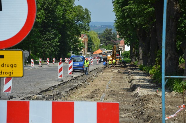 Największa z tegorocznych inwestycji drogowych, remont ulicy Piłsudskiego, już trwa.