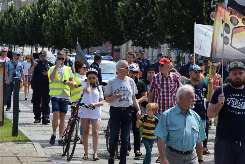 I Marsz Równości w Częstochowie. Były próby jego...