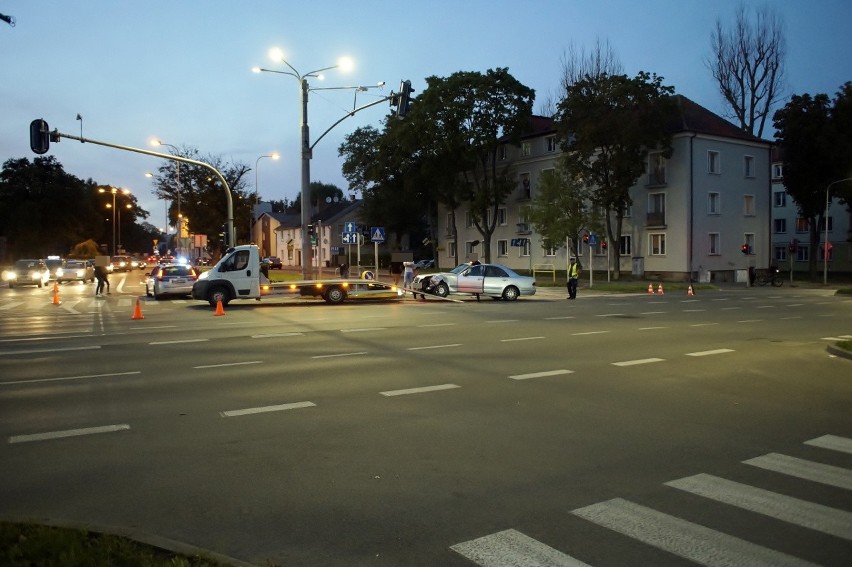 Kolizja na ulicy Szczecińskiej w Słupsku. Mandat i punkty karne [ZDJĘCIA]