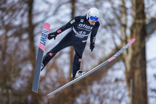 Johan Andre Forfang w kwalifikacjach wyrównał rekord skoczni w Willingen - 153 m