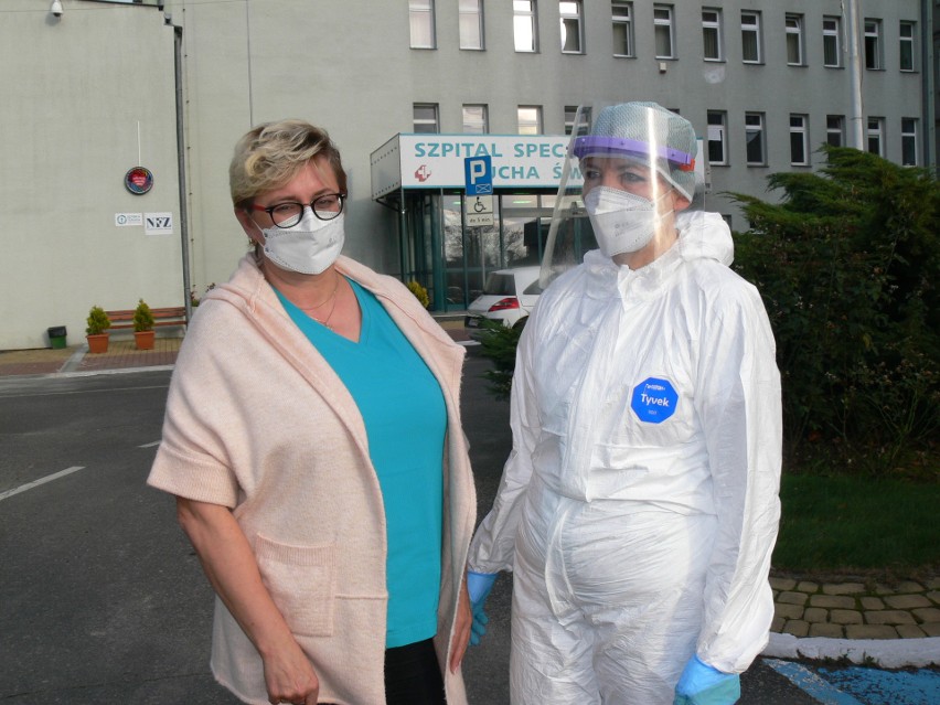 Od lewej: Marta Zielińska, pielęgniarka epidemiologiczna w...