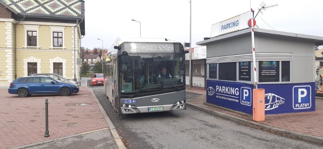 Autobus elektryczny Solarisa będzie testowany w dniach 1-7 grudnia 2021 na wybranych liniach Wielickiej Komunikacji Miejskiej