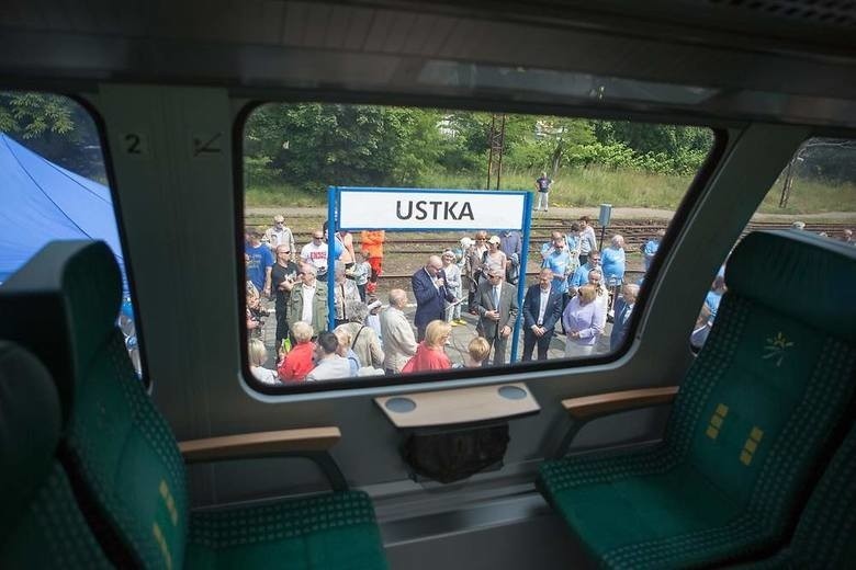 Letni rozkład jazdy na kolei. Wracają sezonowe połączenia do Ustki, Łeby i Kołobrzegu. Pytanie, co po wakacjach?