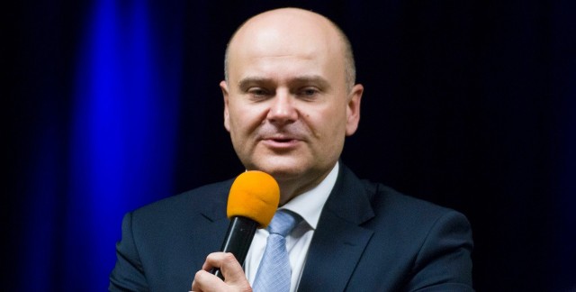 Andrzej Kosztowniak został ministrem finansów w nowym rządzie Mateusza Morawieckiego. Zobacz na kolejnych zdjęciach Andrzej Kosztowniak prywatnie.