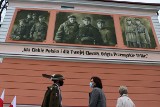 Wojewoda zaprezentowała patriotyczny mural poświęcony pamięci Orląt Przemyskich [ZDJĘCIA] 