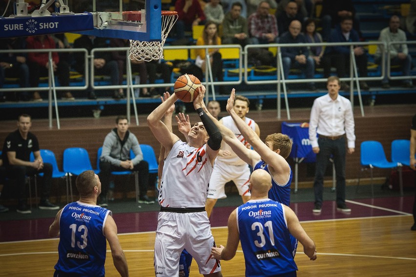 STK Czarni Słupsk - Pogoń Prudnik 67:59.