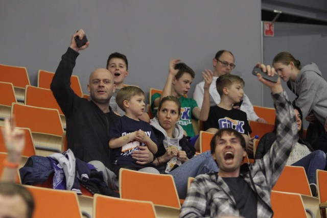 13.04.2022 r. Ostatni mecz sezonu Energa Basket Ligi: GTK Gliwice - King Szczecin.  Zobacz kolejne zdjęcia. Przesuwaj zdjęcia w prawo - naciśnij strzałkę lub przycisk NASTĘPNE