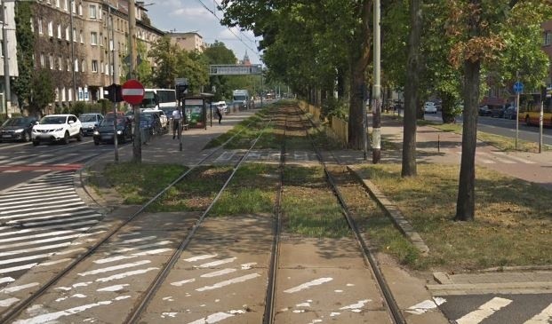 Szykuje się przebudowa kolejnego odcinka torowiska tramwajowego na al. Hallera we Wrocławiu.