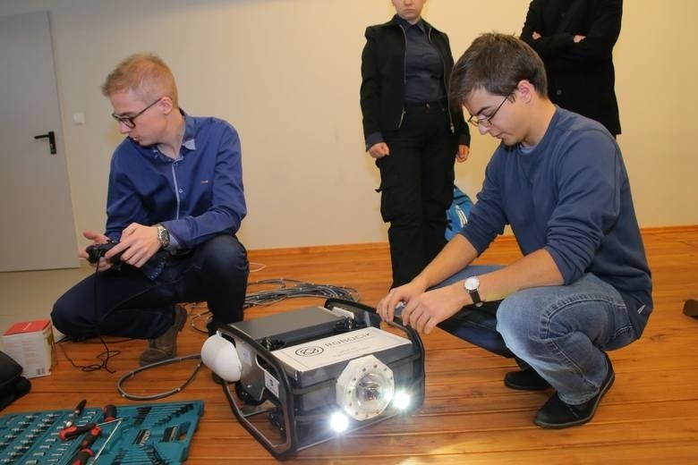 Studenci Politechniki Wrocławskiej testują robota na podbój USA