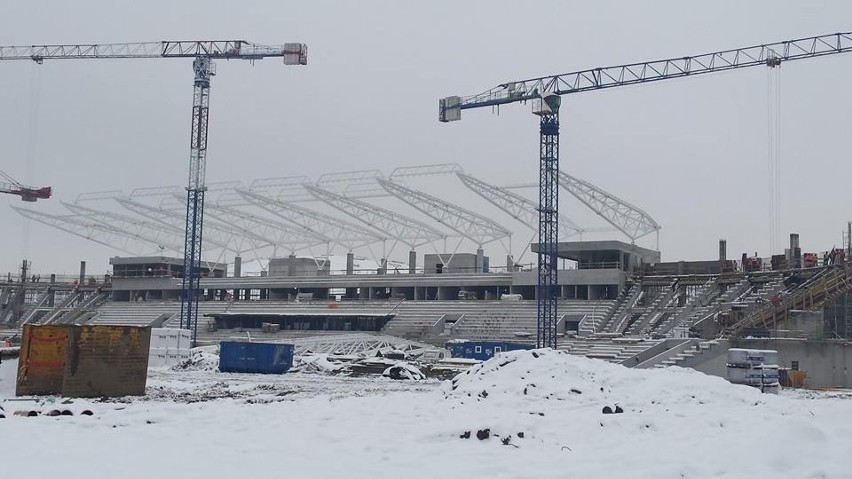 Za niecałe pół roku pierwszy mecz przy nowej trybunie na al. Unii [ZDJĘCIA]