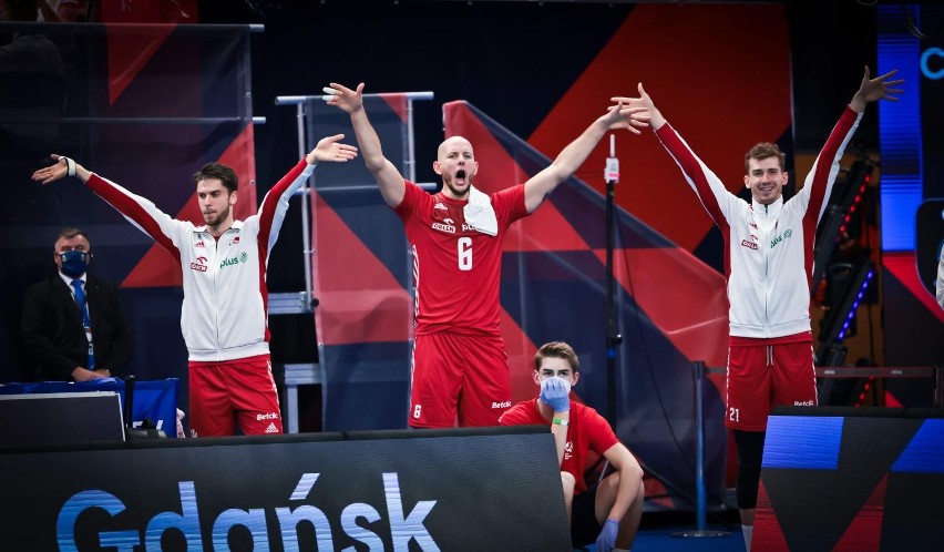 Polska w strefie medalowej EuroVolley. W Spodku najpierw...