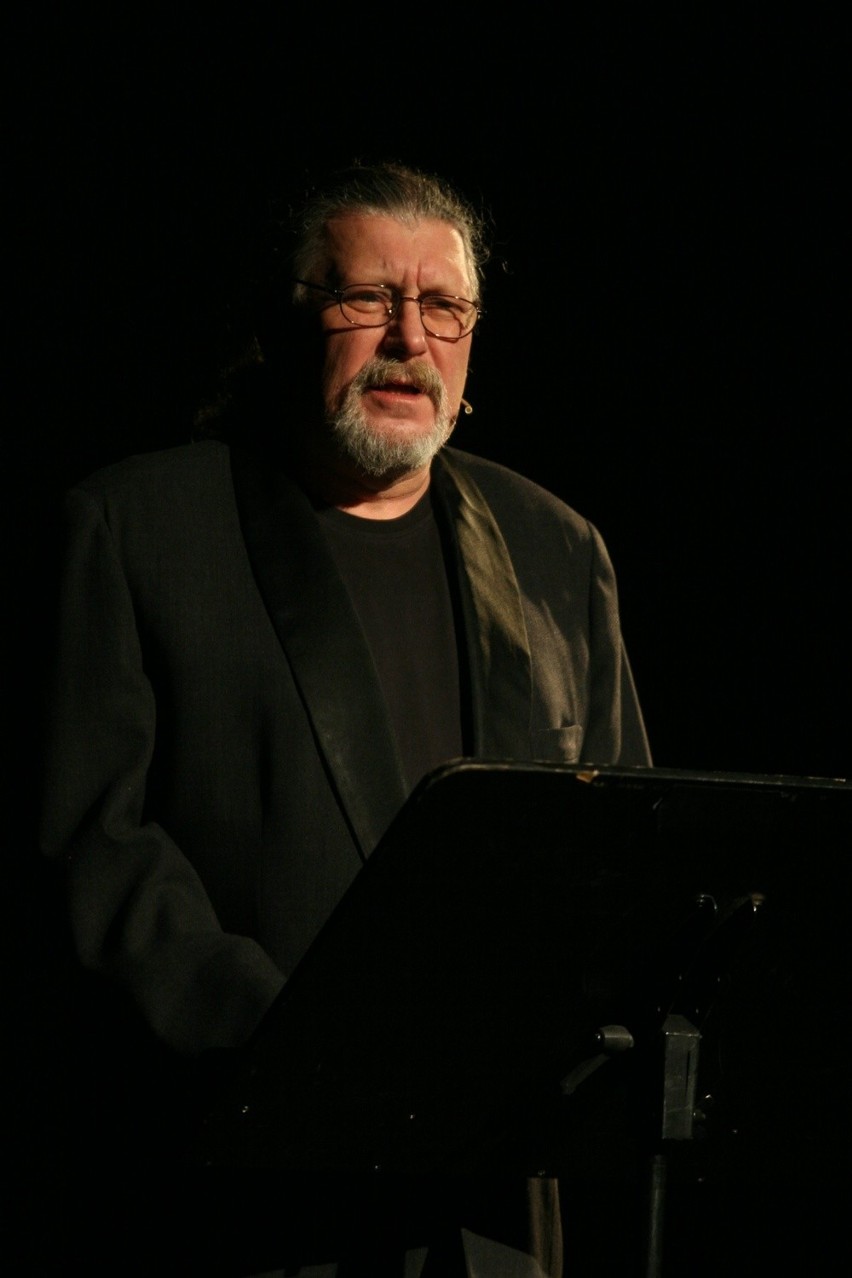 Wspomnienie o Michale Smolorzu w Teatrze Rozrywki