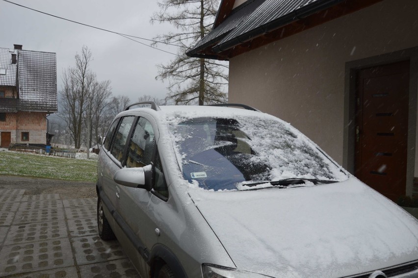 Zakopane. Pod Giewontem znów zrobiło się biało i zimno [ZDJĘCIA]