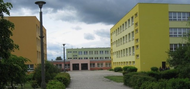 Dzięki remontowi budynek szkoły zyskał także nowe, piękne barwy