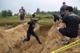 Runmageddon 2018 i nowe przeszkody. Śmiałkowie przetrwali ból, stres i deszcz [NOWE ZDJĘCIA]