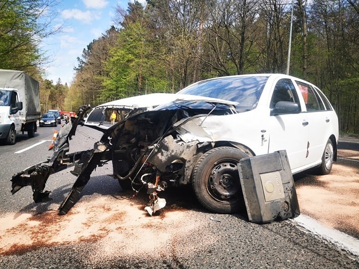 Wypadek w Koszalinie. Zderzyły się trzy auta [zdjęcia]