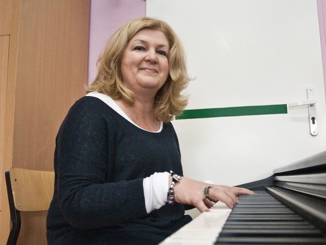 Pasją Anny Piliszczuk jest gra na pianinie. 