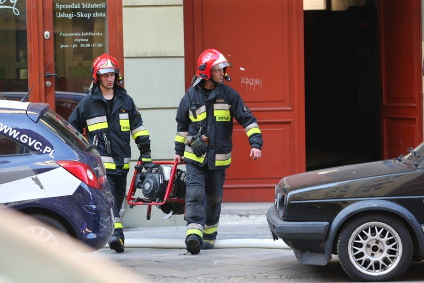 Pożar w kamienicy "na Trójkącie". Ewakuowano 12 osób