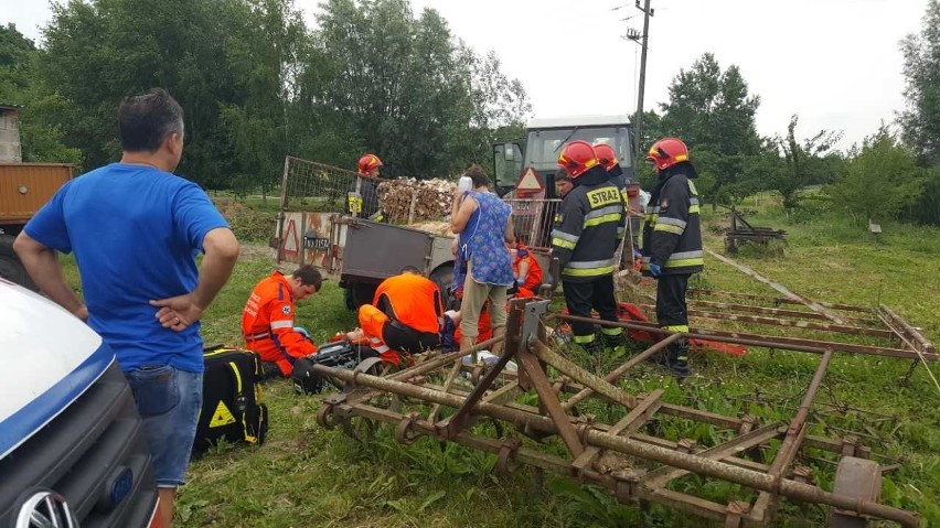 W Starogrodzie młoda kobieta ma zmiażdżone nogi. W Błachcie...