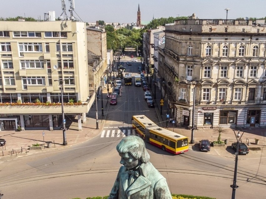 Rozpoczęła się przebudowa ul. Nowomiejskiej. Nie będzie jednak kompleksowa - stary bruk zostaje