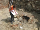 Archeolodzy dokopali się w Lęborku do średniowiecznego paleniska