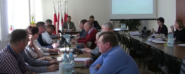 Radni Gminy Gniewoszów udzielili wójtowi absolutorium i wotum zaufania.