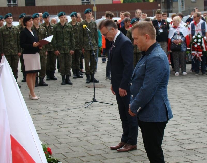 Oświęcim. 78. rocznica pierwszego transportu polskich więźniów do Auschwitz z udziałem przedstawicieli rządu [ZDJĘCIA]