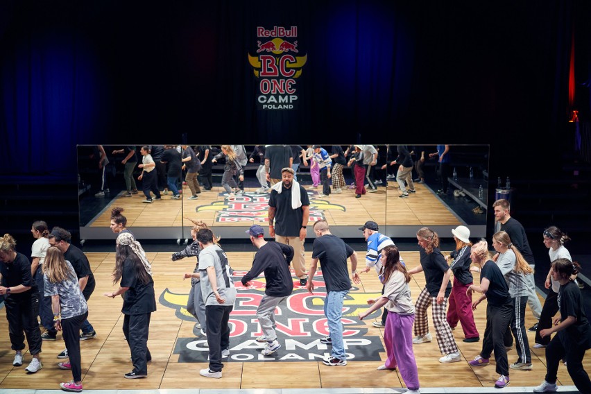 Kraków. Znamy zwycięzców turnieju tańca break dance Red Bull BC One Cypher Poland, który odbył się w niedzielę w Teatrze Łaźnia Nowa 