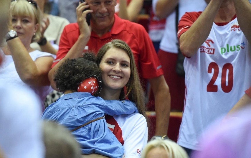 Małgorzata, żona Wilfredo Leona, z córką.