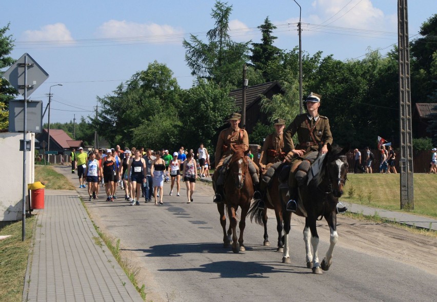 IV Bieg Szlakiem Leśnych w Lipinkach. 105 biegaczy oddało hołd Żołnierzom Niezłomnym